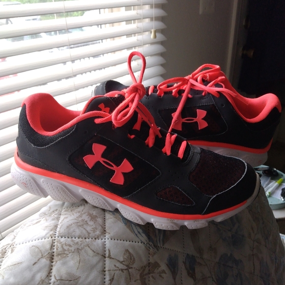 Under Armour Women's Mesh Training/Running Athletic Low Top Sneakers SZ 9.5 - Picture 2 of 13